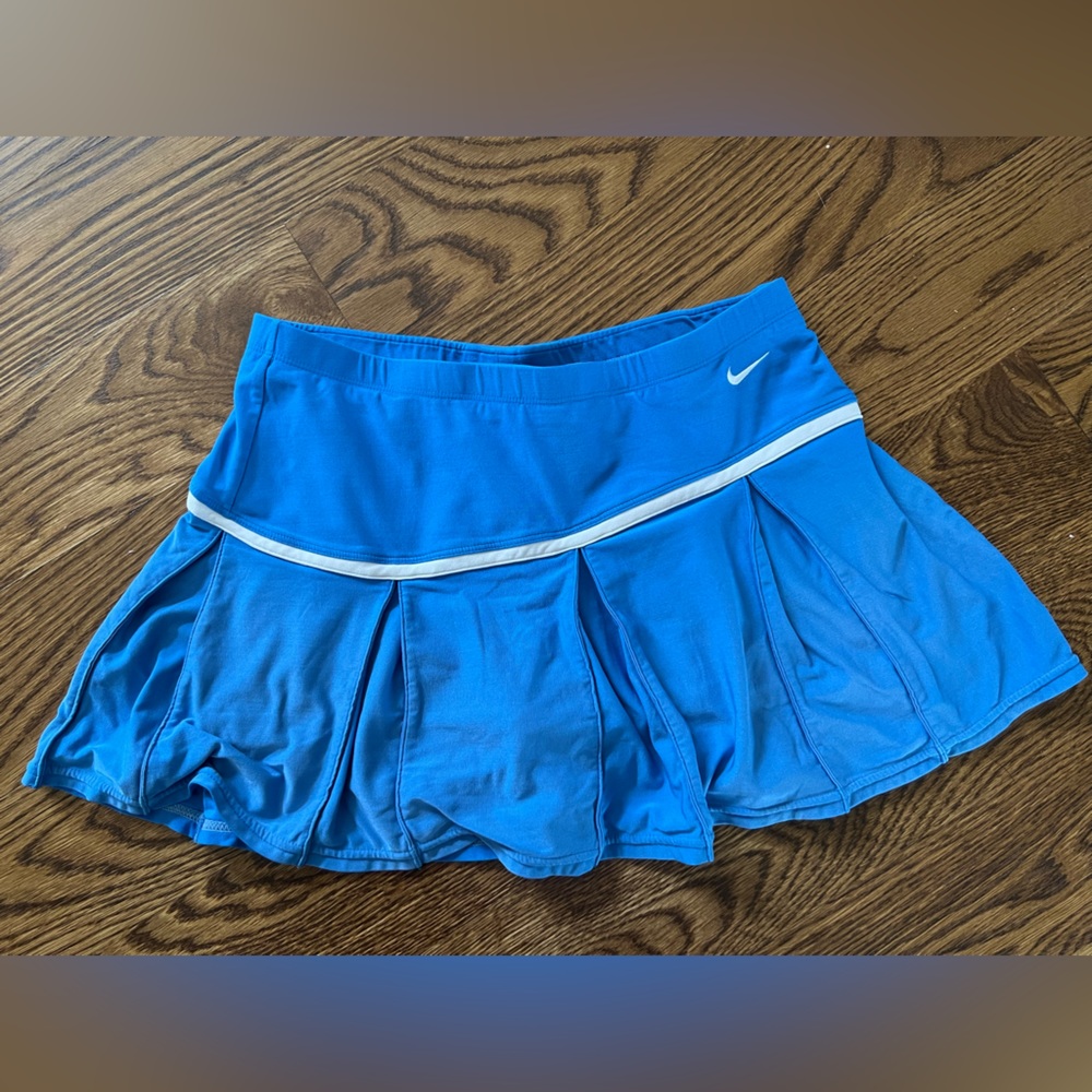 Blue and white pleated Nike tennis skirt with built-in shorts